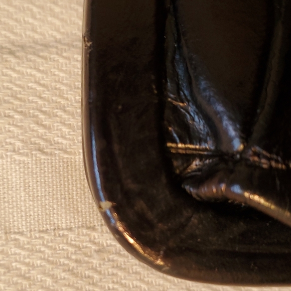 Clutch 🥳 - Picture 7 of 7